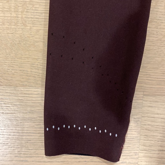 Lululemon size 2burgundy leggings - Picture 2 of 3